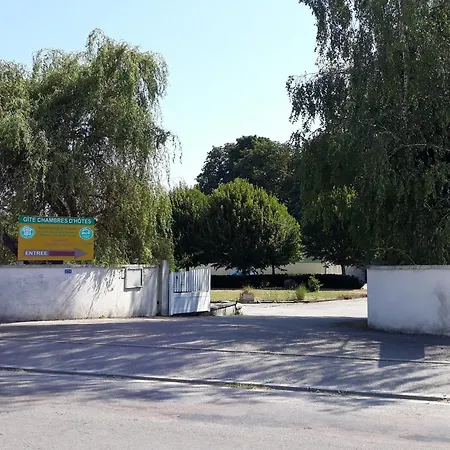 Chambre Spacieuse Avec Wifi Et Parking A - Fr-1-589-715 *